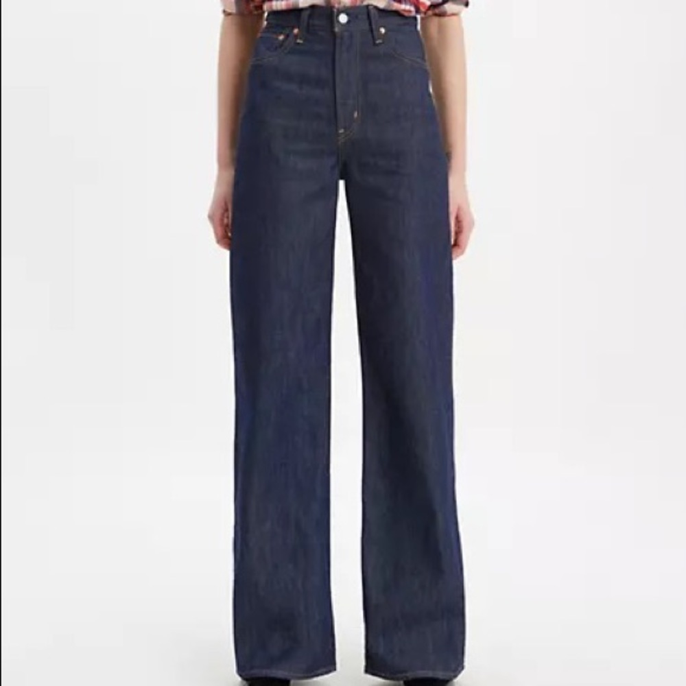 Levi’s Wide Leg Ribcage Jeans